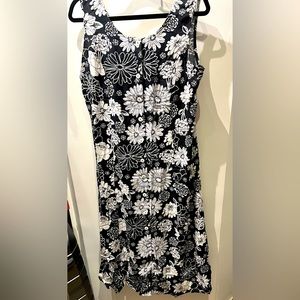 Koret Black and White Floral Patterned Dress